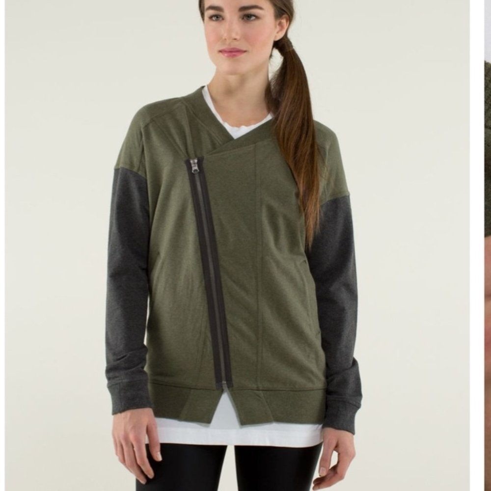 Lululemon Mula Bundle wrap sweater size 4